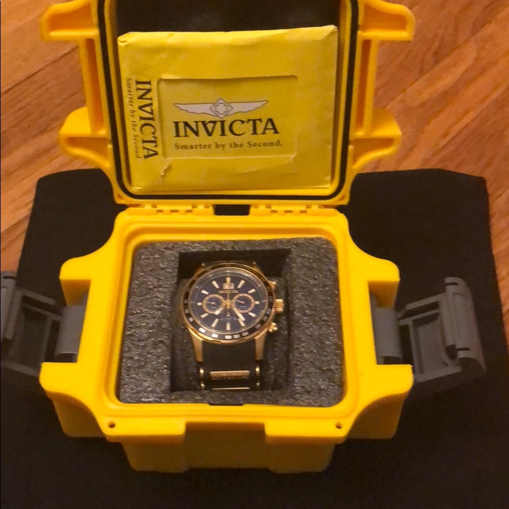 Invicta pilots watch